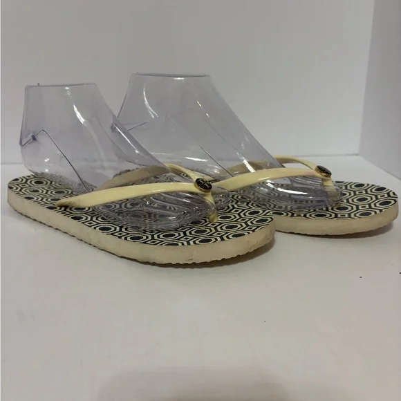 Tory Burch Hexagon Pattern Flip Flops - Black and Cream - Picture 6 of 8